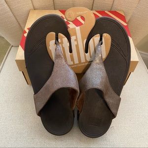FitFlop Lulu Toe Post Sandals Shimmer Brown